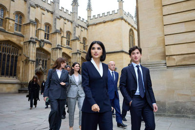 Image of 'Oxford University teaches the Uzbek language.'