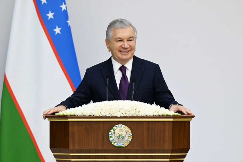 'Prezident haftani iqtisodiy yig‘ilish va muhim uchrashuvlar bilan boshladi'ning rasmi