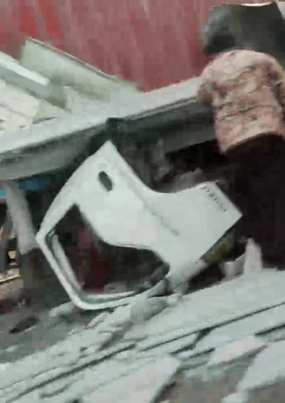 Изрображение 'На трассе в Сырдарьинской области столкнулись два грузовика (видео)'