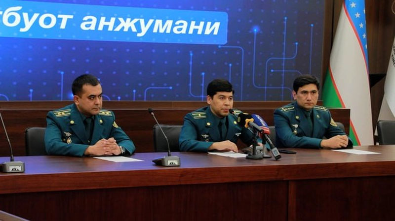 'Andy "ishonchsiz" banklar ochiqlanadi'ning rasmi