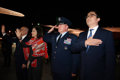 Изрображение 'Президент Узбекистана отбыл из Вашингтона в Ташкент'