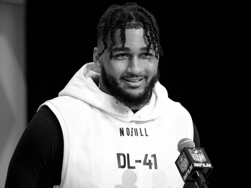 '24 yoshli futbolchi o‘z joniga qasd qildi'ning rasmi