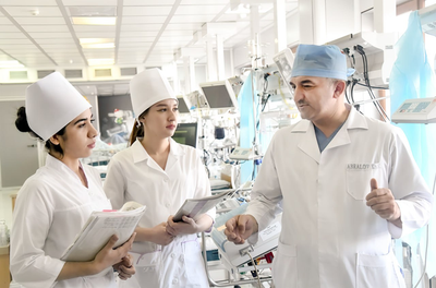 'Энди шифокорларнинг фарзандлари учун контракт тўловининг бир қисми давлат томонидан қопланади'ning rasmi