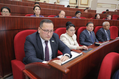 Изрображение 'Депутаты приняли закон о ратификации Договора с Венгрией о выдаче преступников'