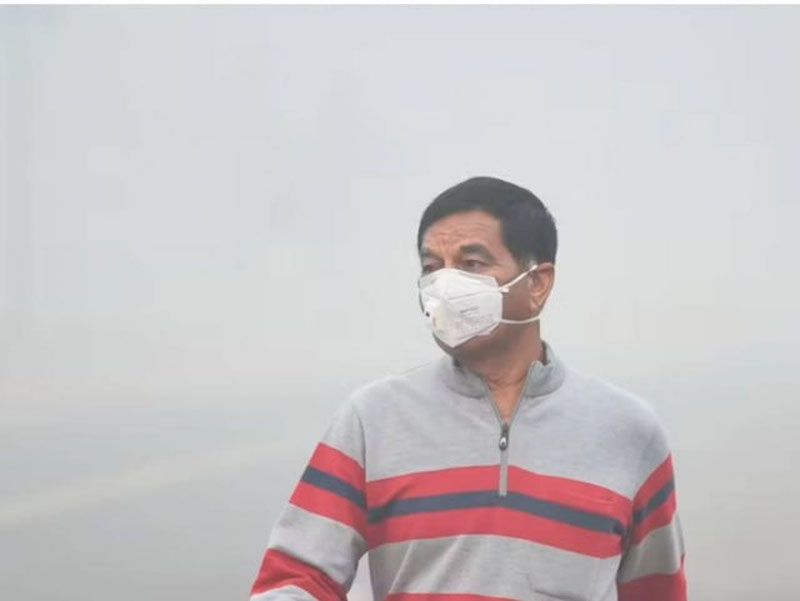 '“Ўзгидромет” Тошкент ва Андижонда ҳавонинг ифлосланиши сабабли ниқоб тақишни тавсия қилди'ning rasmi