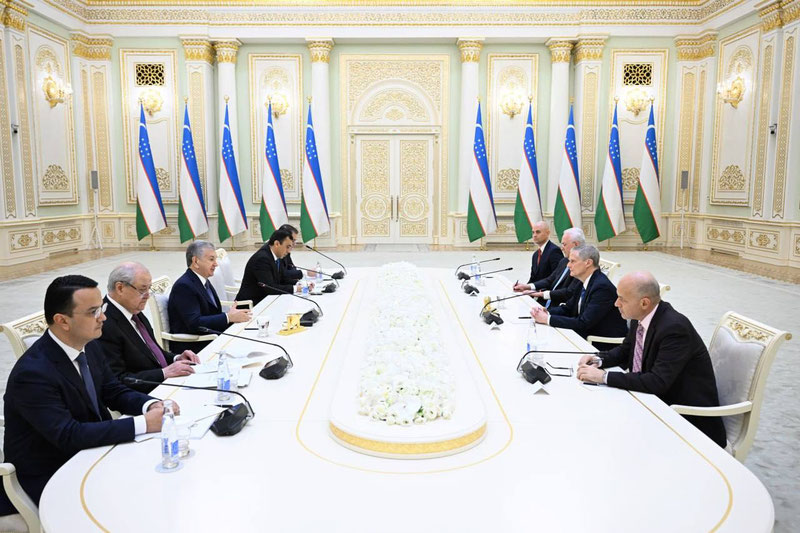 Изрображение 'Шавкат Мирзиёев принял делегацию американского штата Юта'