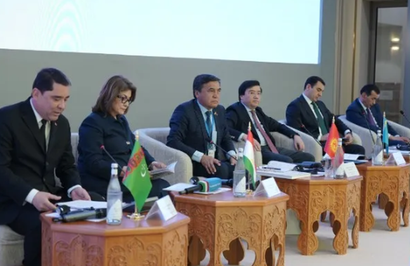 Изрображение 'На Международном конгрессе в ЦИЦ прошли пленарные дискуссии с участием министров культуры'