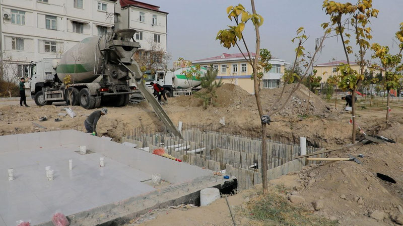 Изрображение 'В Ташкенте уничтожили часть зеленой зоны, созданной в рамках проекта «Яшил макон»'
