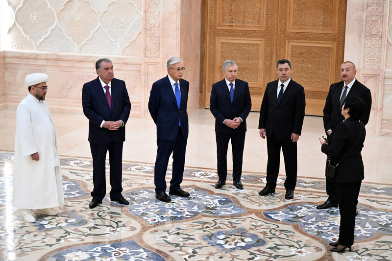 Изрображение 'Лидеры государств посетили в Ташкенте Центр исламской цивилизации'