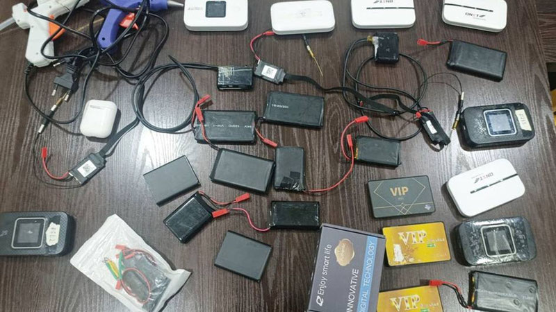 Изрображение 'В Намангане выявлен “бункер”, организованный для помощи педагогам проходить аттестацию'