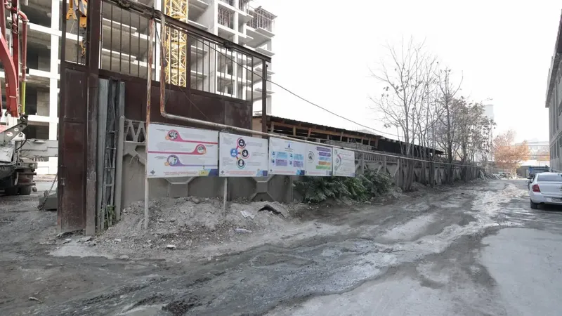 Изрображение 'В Ташкенте проверяют стройплощадки на наличие систем подавления пыли'