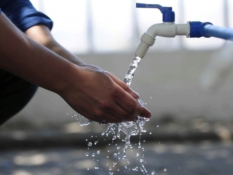 Изрображение 'В Ташкенте отменены ограничения на полив растений'