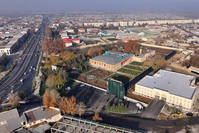 Изрображение 'Шавкат Мирзиёев ознакомился с ходом благоустройства комплекса Махдума Азама'