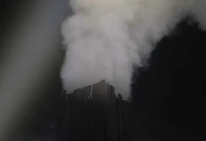 Изрображение 'Под Ташкентом нашли предприятие, сжигающее полиэтилен для производства'