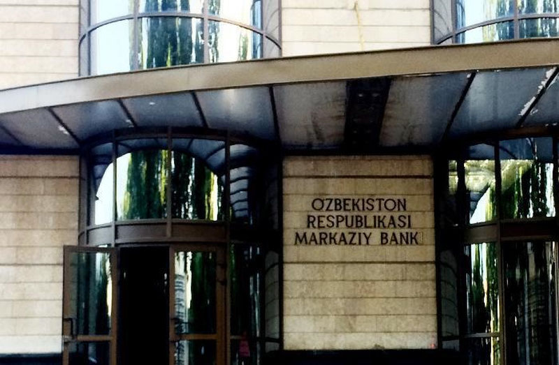 'Марказий банк 3 та банк ва 5 та микромолия ташкилотига жарима санкцияси қўллади'ning rasmi