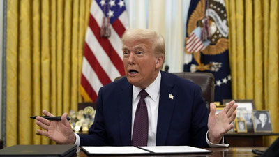 Изрображение 'Трамп заявил об отмене всех указов своего предшественника, подписанных не от руки'