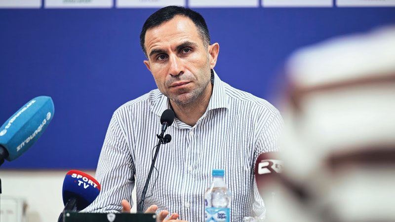 Image of 'Temur Kapadze became the head coach of "Navbahor".'