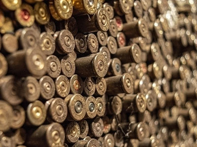 'Германияда “Бундесвер” учун мўлжалланган 20 минг дона ўқ-дори ўғирланди'ning rasmi