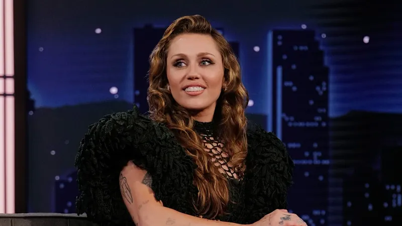 'Милей Сайрус турмушга чиқаётганини маълум қилди'ning rasmi