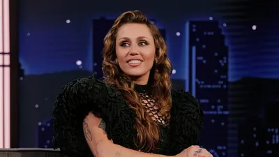 'Майли Сайрус турмушга чиқаётганини маълум қилди'ning rasmi