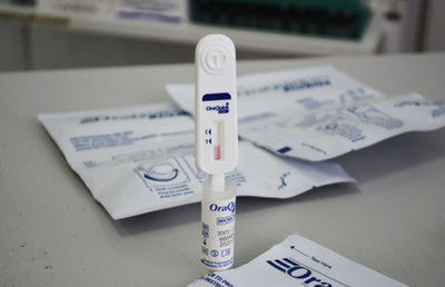 Изрображение 'В аэропорту и на вокзале установят автоматы с экспресс-тестами на ВИЧ для прибывающих из-за рубежа'