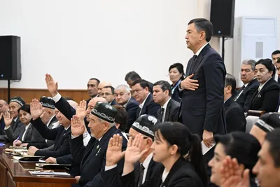 Изрображение 'Эркинжон Турдимов утвержден в должности хокима Сырдарьинской области'