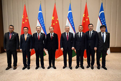 Изрображение 'Шавкат Мирзиёев провел встречу с руководителями ведущих китайских компаний'