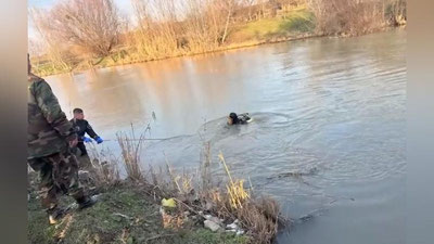 Изрображение 'В реке Чирчик во время попытки достать мяч из воды утонул подросток'