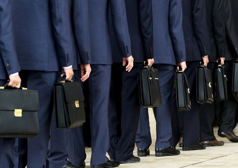 Изрображение 'В 33 районах и городах вводится обязательная ротация кадров в госслужбе'