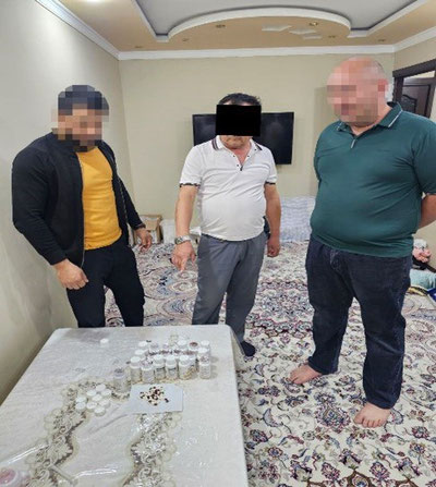 'Toshkentda kuchli ta’sir qiluvchi dori vositalarini sotmoqchi bo‘lgan shaxs ushlandi'ning rasmi
