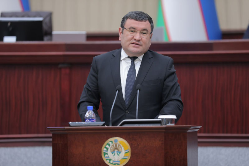 Изрображение 'В Ферганской долине при отключении метановых заправок газ будет доставляться в контейнерах'