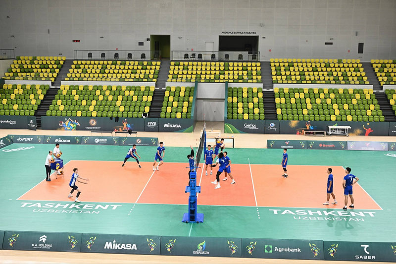 Изрображение 'Президент Парагвая осмотрел Олимпийский городок в Ташкенте'