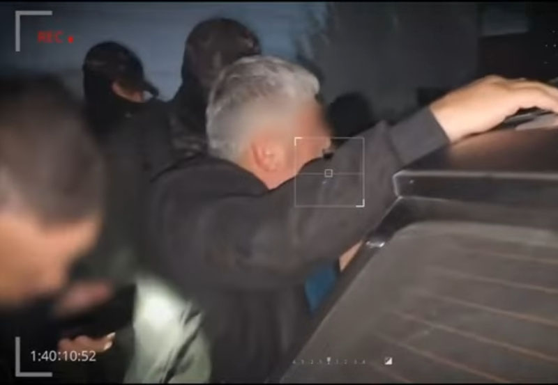 'Андижонда муқаддам 4 марта судланган эркак яна жиноят устида ушланди'ning rasmi