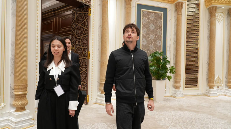 Image of 'Formula 1 star Charles Leclerc visited the Museum of Islamic Civilization.'