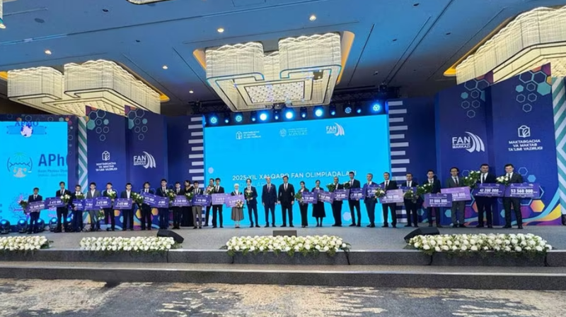 Изрображение 'Победители международных школьных олимпиад стали в Узбекистане миллиардерами'