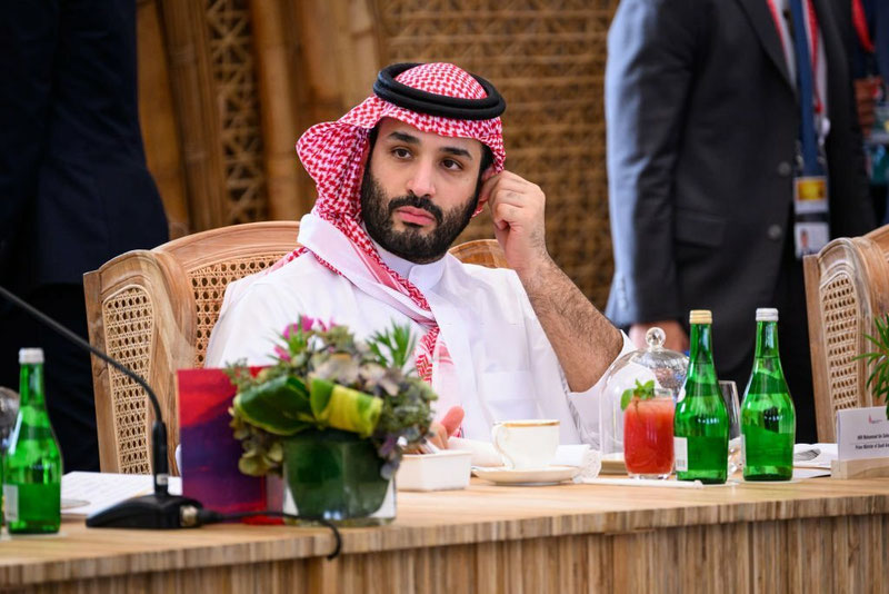 Image of 'Is Saudi Crown Prince going to buy "Barcelona"?'