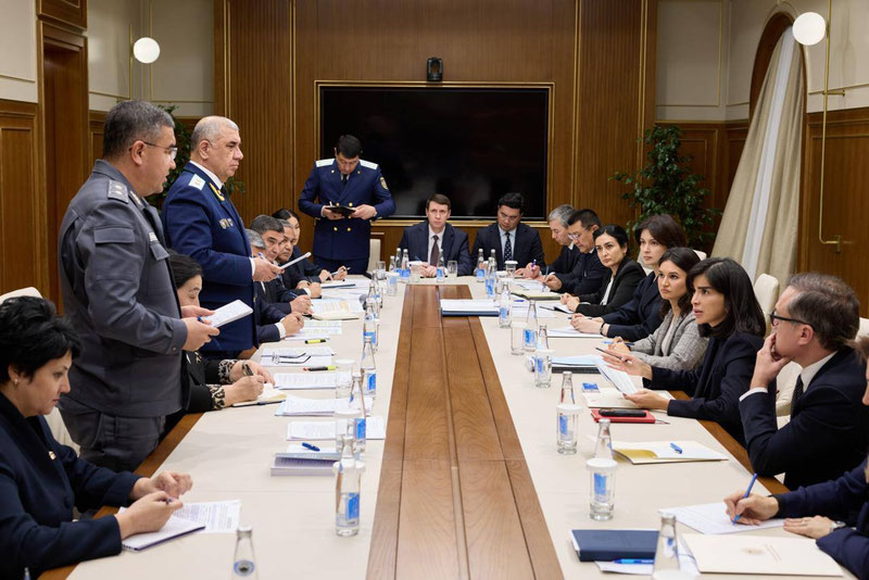 Изрображение 'Саида Мирзиёева провела совещание по вопросам противодействия домашнему насилию'