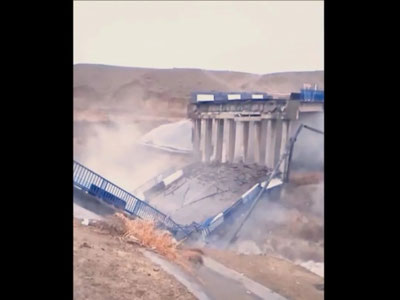 'Turkistonda ko‘prik qulab tushdi.'ning rasmi