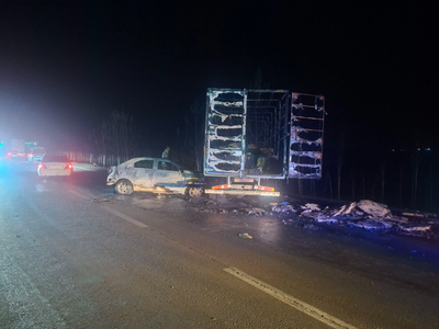 Изрображение 'На трассе в Букинском районе в ДТП сгорели "ГАЗель" и "Кобальт" (видео)'