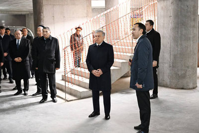 Изрображение 'Президент посетил новое здание Министерства строительства в Новом Ташкенте'