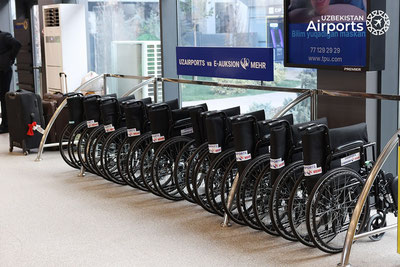 Изрображение 'Аэропорт Ташкента получил 30 инвалидных колясок в рамках социальной акции'