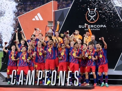'“Barselona” “Real”ni mag‘lub etib, Ispaniya Superkubogini qo‘lga kiritdi'ning rasmi
