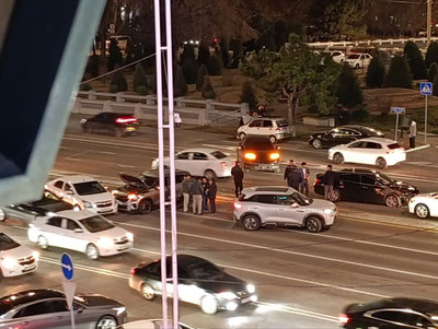 Изрображение 'Три автомобиля столкнулись в Юнусабадском районе Ташкента'