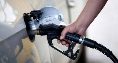 Изрображение 'Из-за ограничений на метановых заправках будет увеличен объём производства бензина'