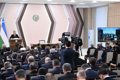 Image of 'Let the officials hear: these funds must serve to reduce poverty and unemployment by two times through improving infrastructure — President'