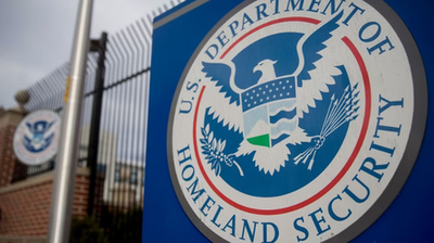 Изрображение 'Дипломаты Узбекистана навестили соотечественников в центрах временного содержания в США'