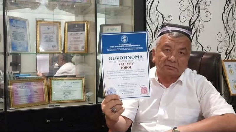 '“Борми оғриқ?” — Иқбол Салиевга халқ табобати билан ноқонуний шуғуллангани учун жазо тайинланди'ning rasmi