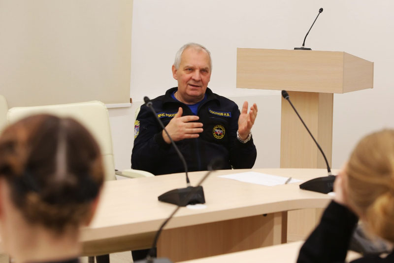 'Москвада ядровий бункер қурувчиси қўлга олинди'ning rasmi