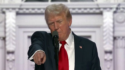 'Трамп Эпштейн иши бўйича ҳужжатларни ўрганишга вақти йўқлигини айтди'ning rasmi