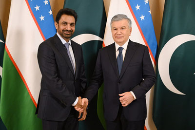 Image of 'Shavkat Mirziyoyev discussed cooperation issues with the founder of "Gohar Textile".'